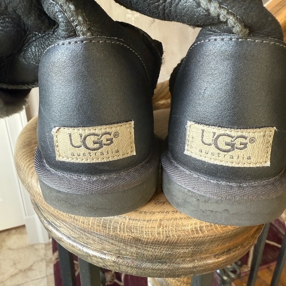 UGGs ladies slate gray size 5 very good condition cool grey color. - Picture 6 of 15